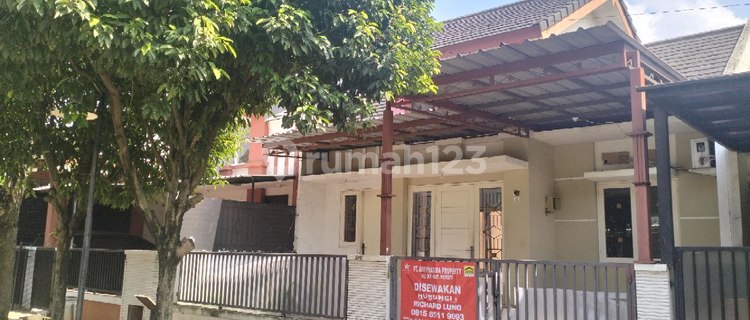 Disewakan Rumah Di Kemang Pratama Bekasi 1