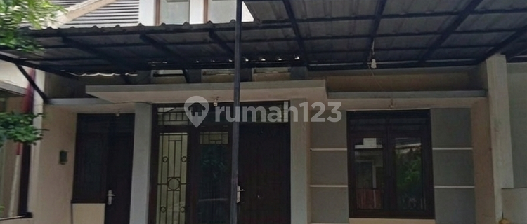 Disewakan Rumah di Kemang Pratama Bekasi 1