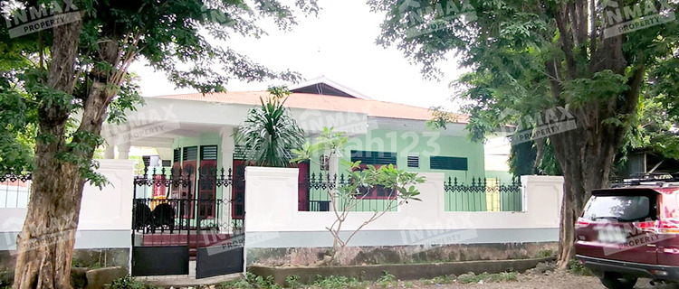 Rumah Luas Posisi Hook Di R. W. Monginsidi 1