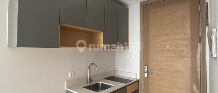 Jual Taman Anggrek Residence 2 Kamar Suite Lantai Sedang 1