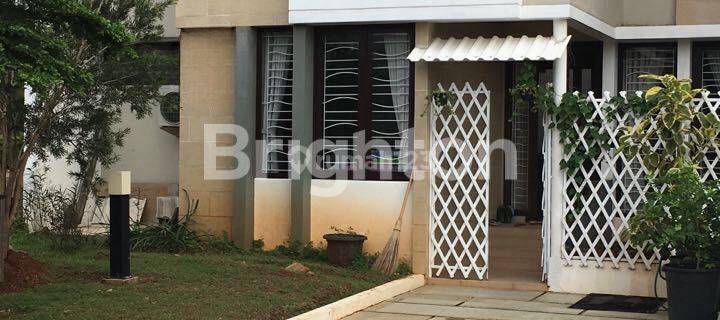 RUMAH CANTIK di ILLUSTRIA BSD 1