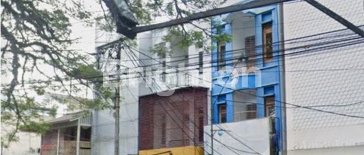 3-Story Shop House, central area of Malang city 1