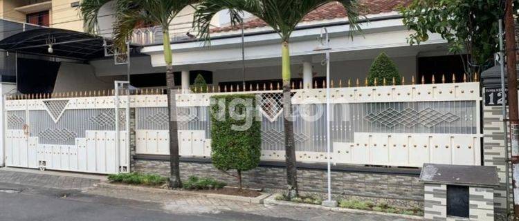 Rumah nyaman asri 2Lantai area tengah kota Malang 1