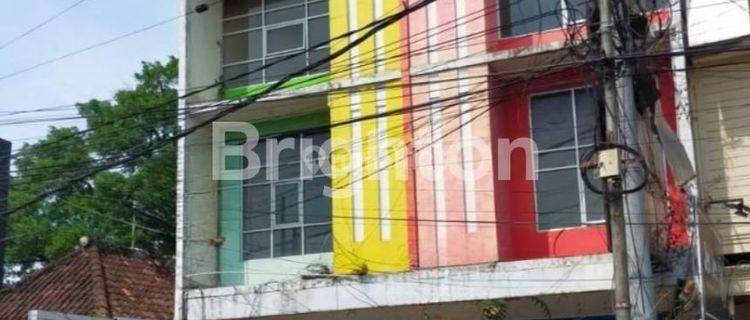 2Ruko 3Lantai area tengah kota Malang 1