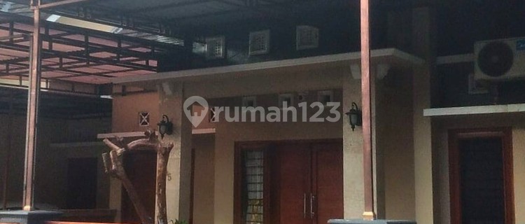 2-Story House Inside Housing Complex on Godean Street Near Land Affairs Campus 1