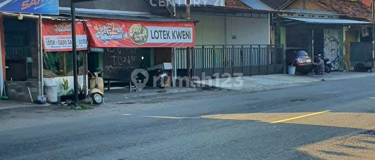 New Shop House in Panggungharjo Bantul Suitable for Business and Office 1