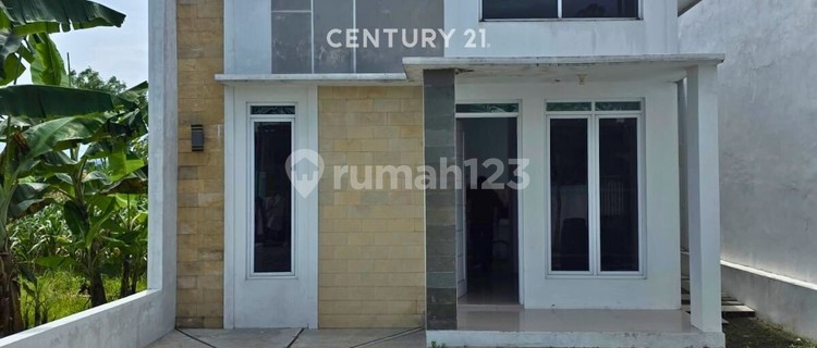 Ready-to-Occupy House 160Jt Near Prambanan Toll Exit 1