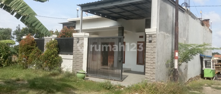 JUAL RUMAH DESA KEMANTRAN TEGAL 1