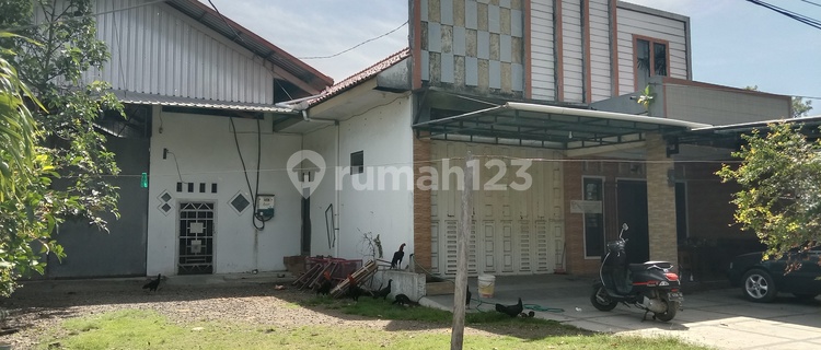 Ready-to-Occupy House on Main Street Slawi Banjaran Tegal 1