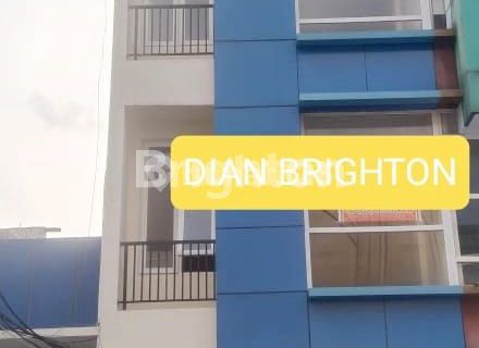 DI SEWA RUKO 3 LT SIAP PAKAI DI MAJAPAHIT SEMARANG 1