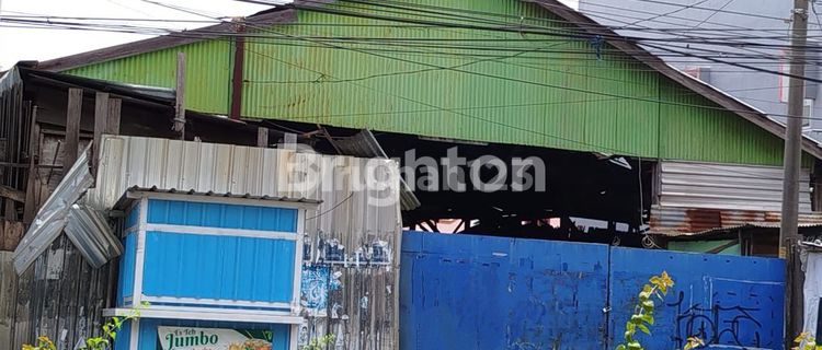 FOR SALE / RENT 650 M2 LAND FOR WAREHOUSE STORAGE, PREVIOUSLY USED FOR WOOD STORAGE, ON SOEKARNO HATTA MAIN ROAD, SEMARANG* 1
