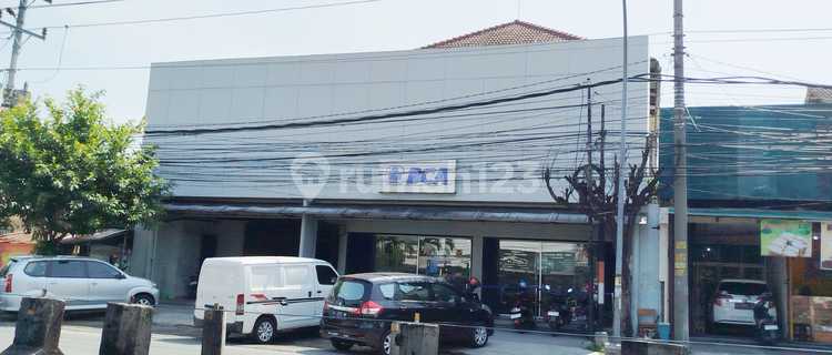 For Rent Ex BCA Bank Building Majapahit, Very Strategic Location in Majapahit Pedurungan Semarang 1