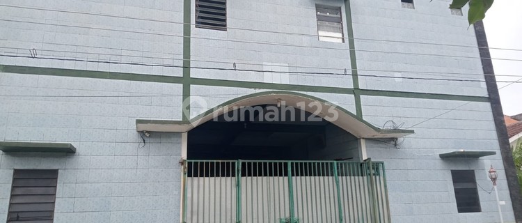 Own Now a 28-Room Female Boarding House with Ensuite Bathrooms in Genuk, Semarang Area 1