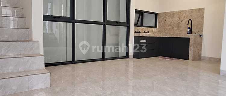 Aether Hoek BSD Greenwich Dekat Barbuda Kolam Renang Kitchen Set 1