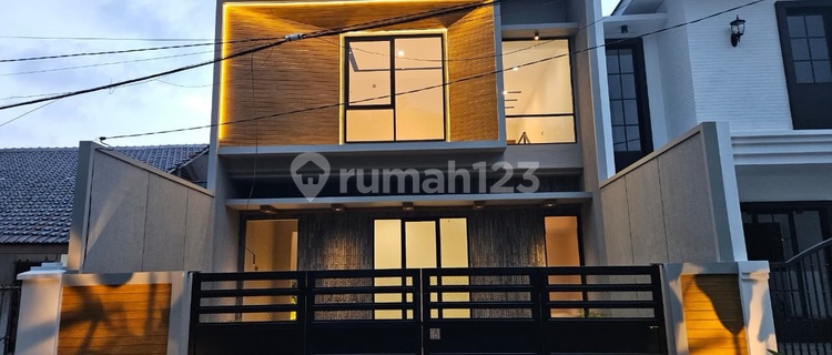 Dijual Rumah Modern Style Gress 2 Lantai di Rungkut Asri 1