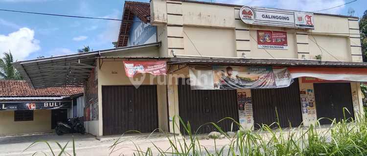 Three adjacent connecting shophouses in Tanjung Bintang, South Lampung. 1