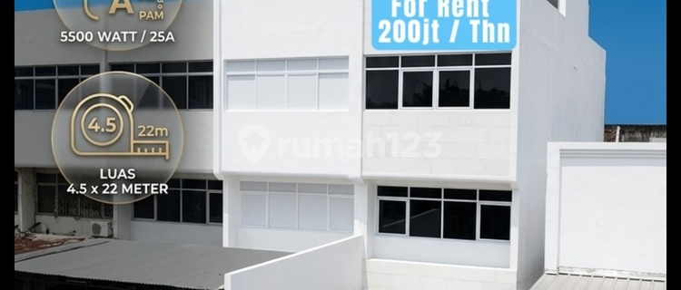 3.5-Storey Shop House on Ks Tubun, 4.5 X 22, Fully Open, Beside Main Road 1