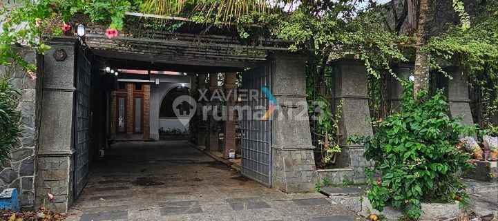 Rumah Selangkah ke Soekarno Hatta di Jl Candi-candi Malang 1