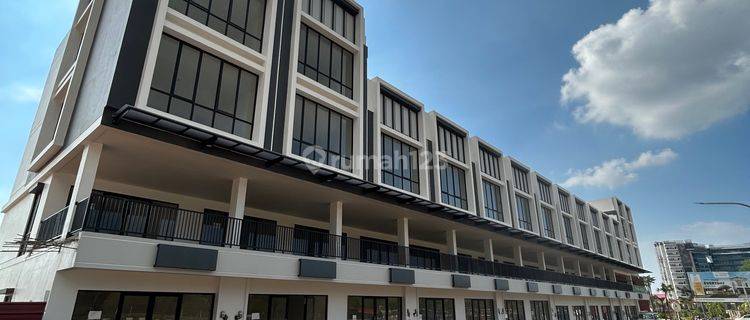 Ruko 3 Lantai. Dekat Pusat Kota Nagoya Dan Grand Batam 1