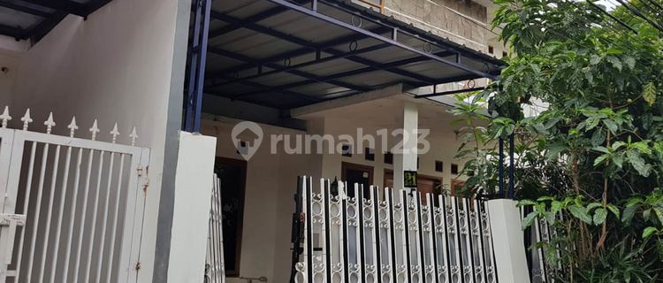 For sale house in Kimia Farma complex, Duren Sawit, East Jakarta 1