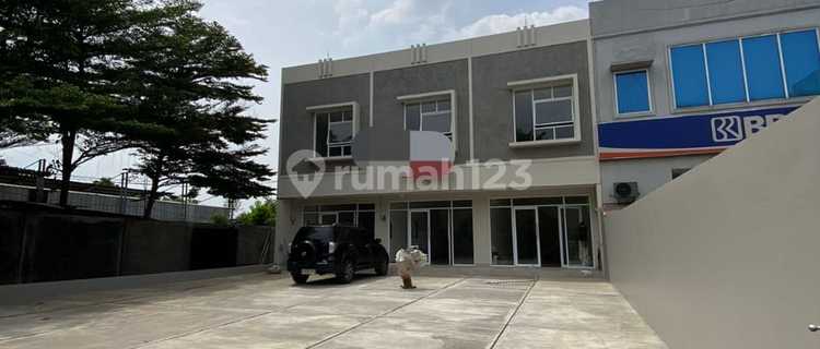For Rent 2-Story Shop House on Ciangsana Main Road Bogor Rp95 Million/Year Busy Location 1