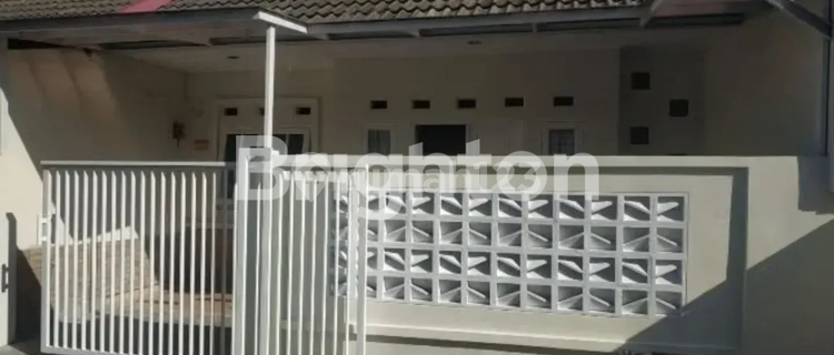 Ready-to-Occupy House Price Drop from 580 Million to 530 Million (Negotiable Until Sold)  
Ready to Live In Chandra Baru Complex, Pondok Melati, Jatirahayu, Border of East Jakarta 1