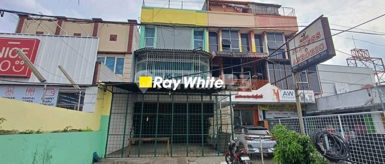 For Rent 3-Story Shop House on Jl Hos Cokroaminoto Tangerang 1