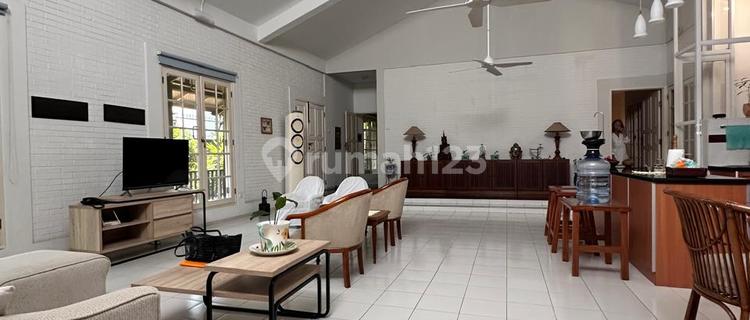 For Sale Nice House Ready to Live In Fully Furnished Megapolitan Cinere Estate, Depok 1