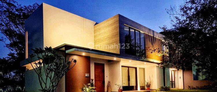 RUMAH BAGUS DAN LINGKUNGAN ASRI DI VERMONT PARKLAND BSD 1