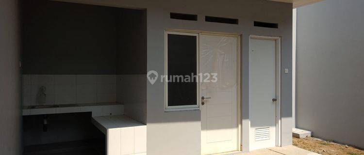 Di Jual Rumah Baru 2 Lantai Dalam Cluster Adara Lebar 7x18 Harapan Indah Bekasi Barat  1