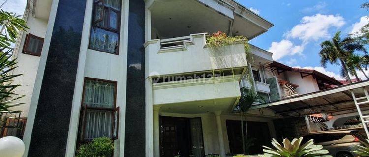 Dijual rumah di Pondok Indah 1