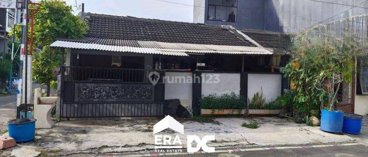 Rumah cantik minimalis lokasi strategis Plamongan Semarang 1