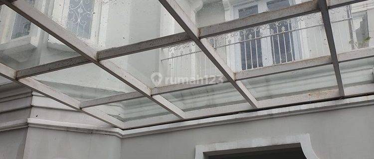 Rumah Bagus Terawat Siap Huni Lantai Marmer 2 Lantai + Rooftop Banjar Wijaya Cipondoh 1