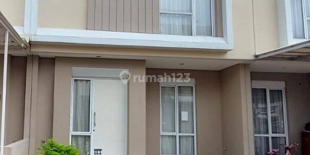 RUMAH 2 LANTAI DI New Amarillo, Gading Serpong 1