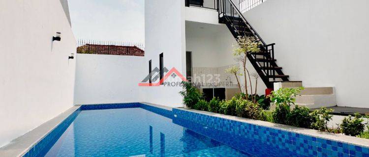 Brand New Single House With Pool In Kemang  1