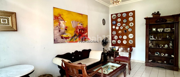 Rumah Hitung Tanah Pinggir Jalan Di Kawasan Cinere  1