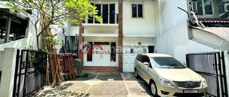 Habitable House in the Business Area of Kemang 1