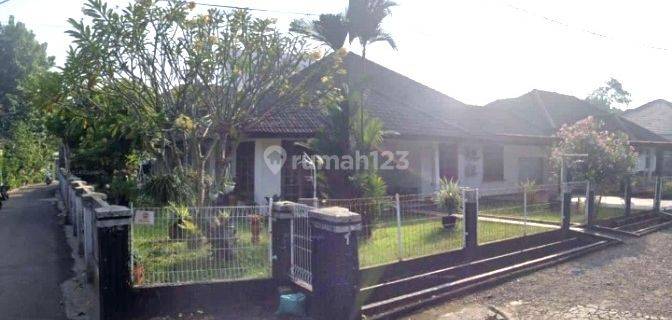 Rumah siap huni bangunan kayu manado di ciputat 1