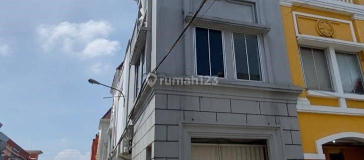 Ruko siap pakai di bintaro 1