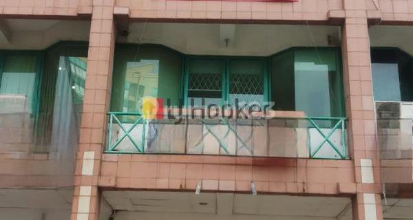 4-Story Shophouse in Graha Cempaka Mas, Central Jakarta with Mall Facilities 1