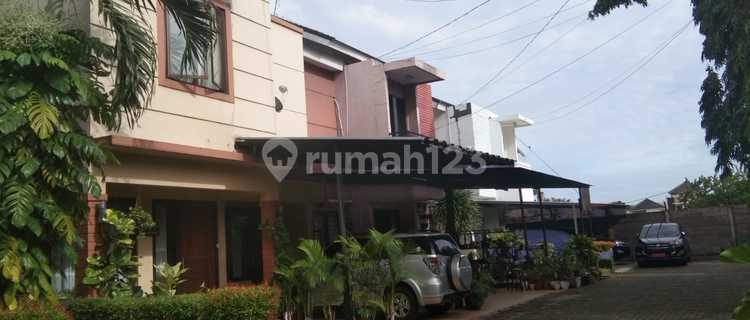 Rumah Bagus Siap Masuk Diarea Komplek Deplu Cipadu, Akses Tol JOR 1