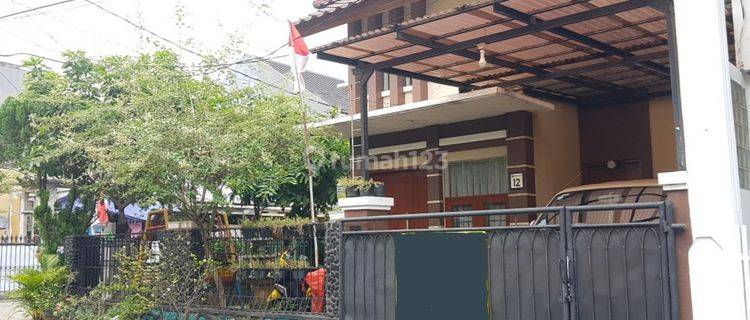 Dijual Bintaro Rumah Huk 2 Lantai 2 Lantai SHM 1