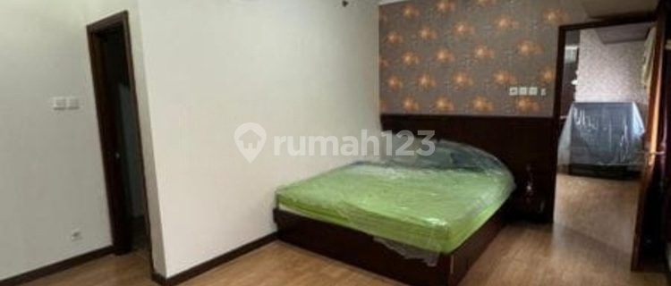 Disewakan Apartment MURAH Waterplace  Lokasi Dekat Pakuwon Mall 3 kamar jadi 1 1