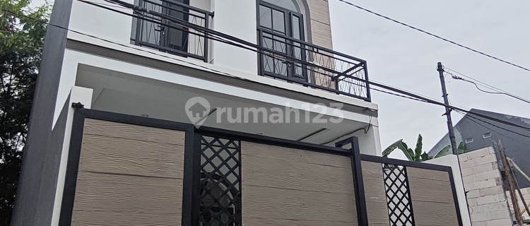 Dijual Rumah Baru 2 Lantai  Lokasi Strategis One Gate System 1