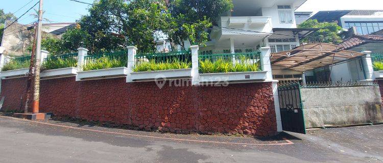 Rumah Asri Kokoh Di Cipaku Setiabudi Cidadap Bandung Dekat UPI 1