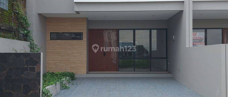 Rumah Baru Modern 2 Lantai Siap Huni Di Setra Duta Bandung Utara 1