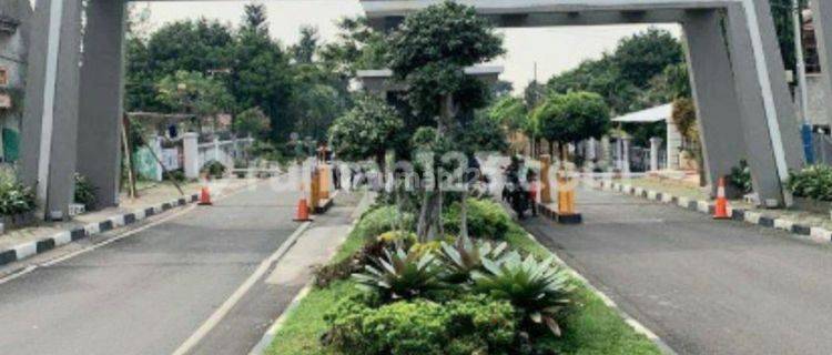 Rumah Hoek di Cipinang melayu , Jakarta Timur (lp)  1