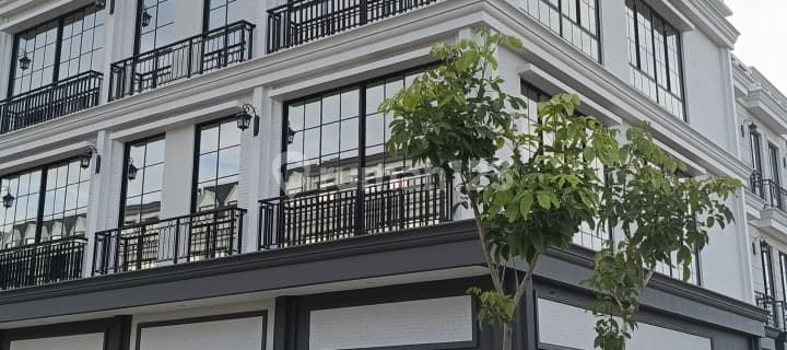 For Rent: Harvard Commercial Building PIK 2 1