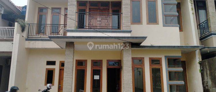 Hunian Baru 2 Lantai Rahayu Residence Bisa Sewa 1