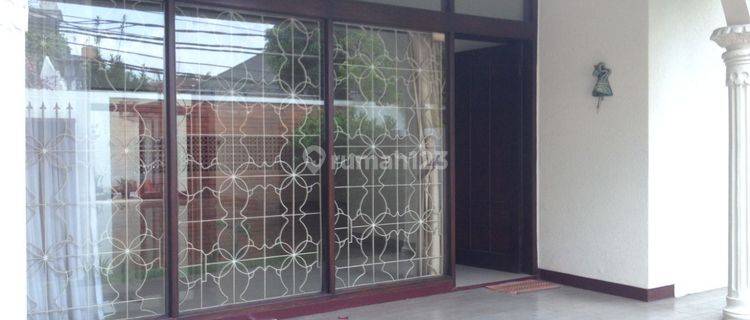 Rumah 2 Lantai Jln Bangka IX cocok untuk kantor 1